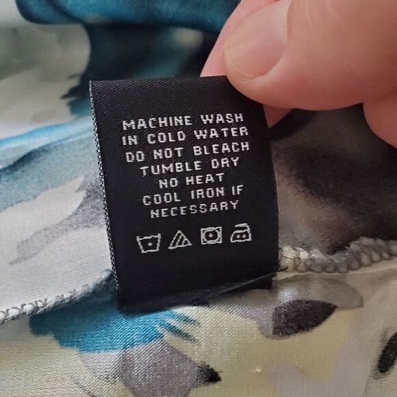 Vertigo Paris Evening Floral Scoop Neck Print Mini Dress Size Sm - Picture 13 of 13